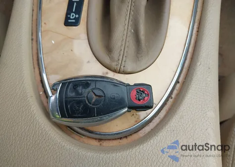 2008 Mercedes-Benz E 350 z USA, uszkodzony, nr VIN WDBUF56X48B304500